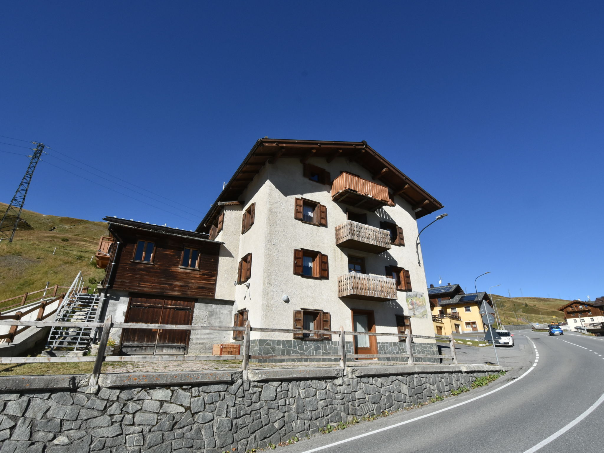 Foto 1 - Apartamento de 2 habitaciones en Livigno con vistas a la montaña