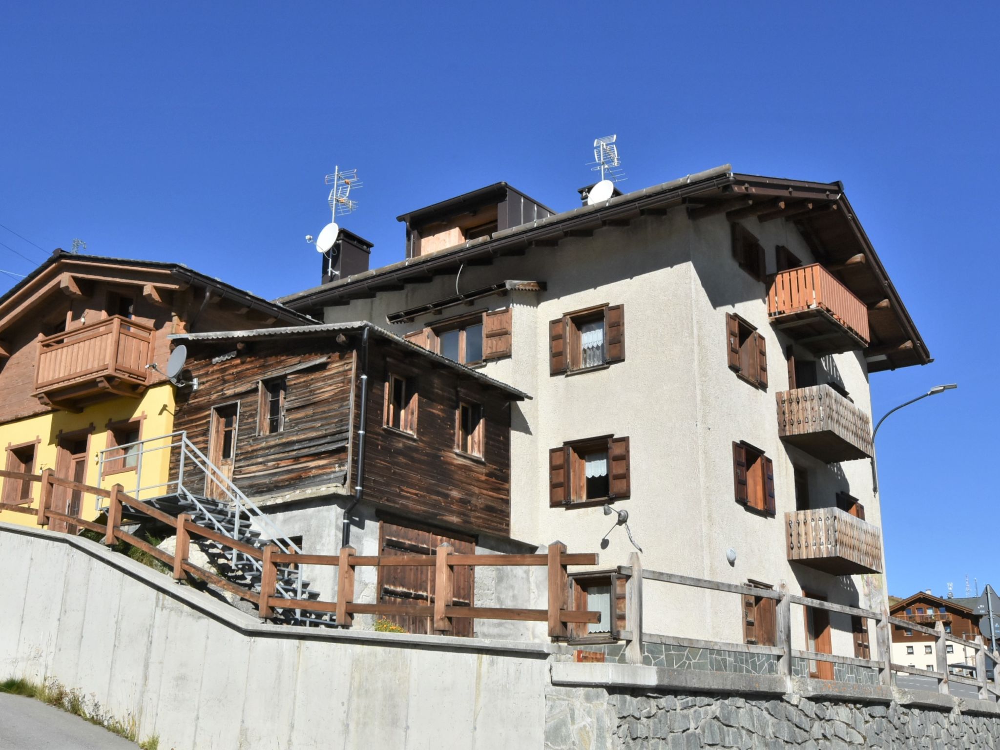 Foto 18 - Apartamento de 2 habitaciones en Livigno con vistas a la montaña