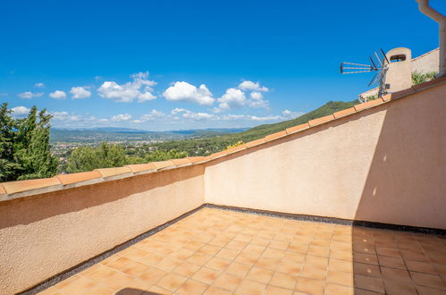 Foto 17 - Casa con 4 camere da letto a Saint-Cyr-sur-Mer con piscina privata e giardino