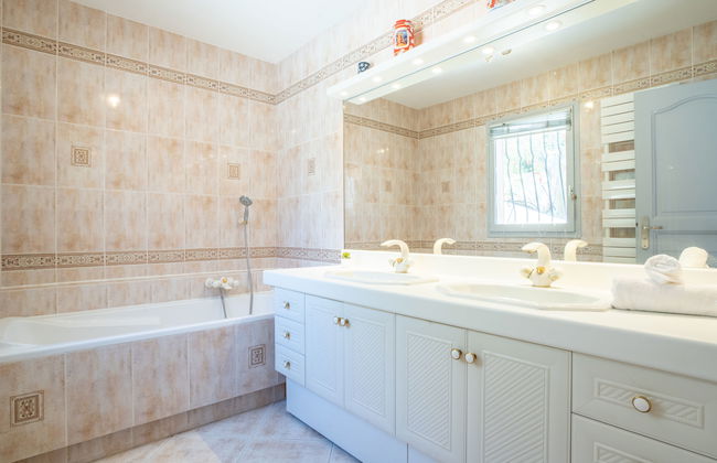 Casa de 6 quartos em Saint-Cyr-sur-Mer com piscina privada e jardim - Foto 21