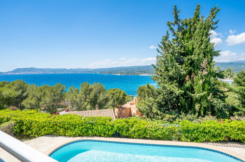 Photo 38 - 4 bedroom House in Saint-Cyr-sur-Mer with private pool and garden