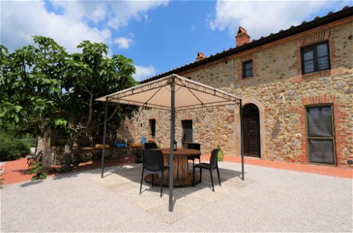 Photo 15 - 1 bedroom Apartment in Massa Marittima with swimming pool and garden