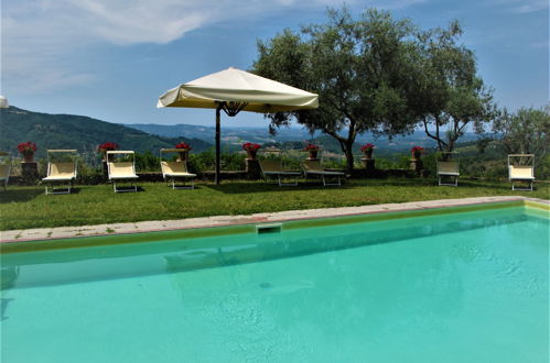 Photo 18 - 2 bedroom House in Greve in Chianti with swimming pool and garden