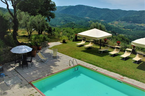 Photo 31 - 4 bedroom Apartment in Greve in Chianti with swimming pool and garden