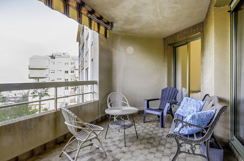 Foto 9 - Apartamento de 2 quartos em Hyères com jardim e terraço