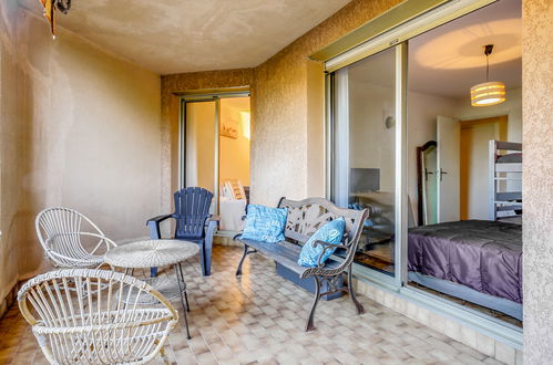 Foto 8 - Apartamento de 2 quartos em Hyères com jardim e terraço