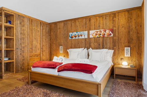 Foto 21 - Appartamento con 6 camere da letto a Zermatt con sauna e vasca idromassaggio