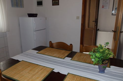 Foto 7 - Appartamento con 2 camere da letto a Vir con terrazza e vista mare