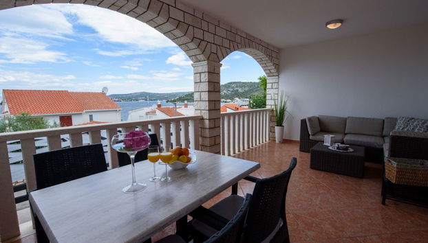 Apartment mit 3 Schlafzimmern in Rogoznica mit terrasse - Foto 3