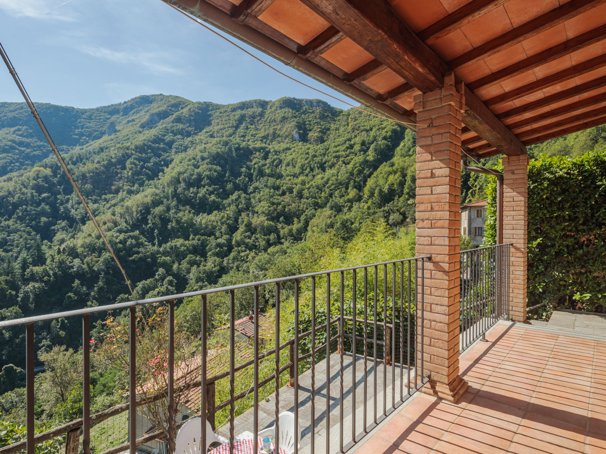 Photo 3 - Maison de 3 chambres à Stazzema avec terrasse et vues à la mer