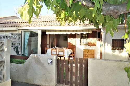 Photo 5 - Maison de 3 chambres à Gruissan avec piscine et jardin