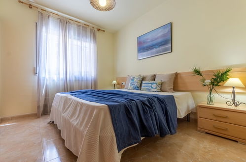 Foto 5 - Casa con 4 camere da letto a Deltebre con piscina privata e vista mare