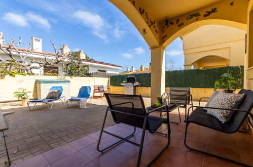 Photo 3 - Maison de 4 chambres à Deltebre avec piscine privée et vues à la mer