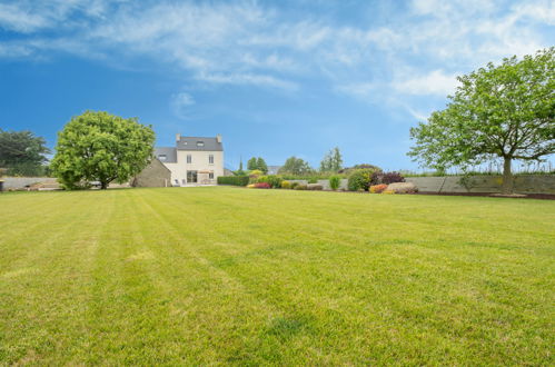 Photo 38 - 3 bedroom House in Plounéour-Brignogan-plages with garden and sea view