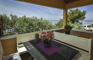 Foto 2 - Casa de 3 quartos em Pašman com terraço e vistas do mar