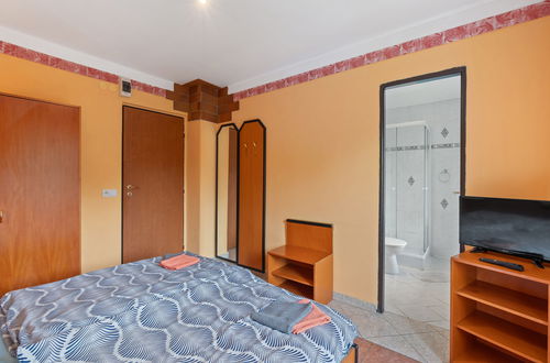 Photo 19 - Maison de 3 chambres à Kravaře avec piscine privée et jardin