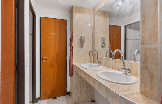 Casa de 5 quartos em Kravaře com piscina privada e jardim - Foto 31