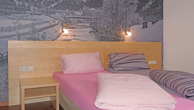 Appartamento con 2 camere da letto a Flirsch con giardino e sauna - Foto 4