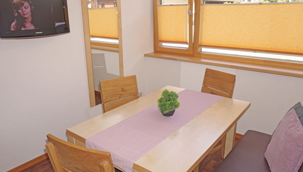 Appartamento con 2 camere da letto a Flirsch con giardino e sauna - Foto 3