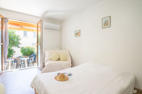 Photo 4 - Appartement de 1 chambre à Saint-Cyr-sur-Mer avec jardin et terrasse