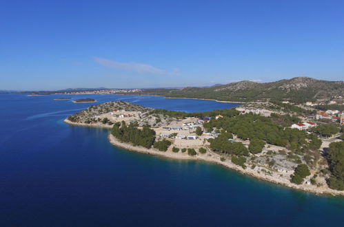 Foto 30 - Apartamento de 2 quartos em Pakoštane com piscina e vistas do mar