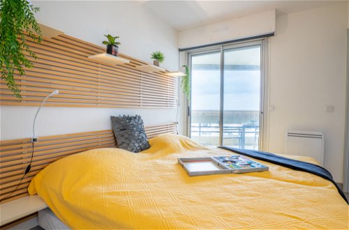 Foto 11 - Appartamento con 1 camera da letto a Canet-en-Roussillon con giardino e vista mare