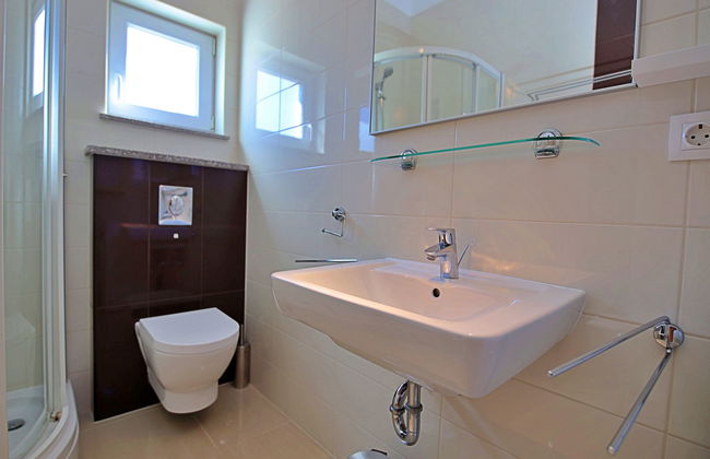 Casa de 5 quartos em Rogoznica com terraço - Foto 17