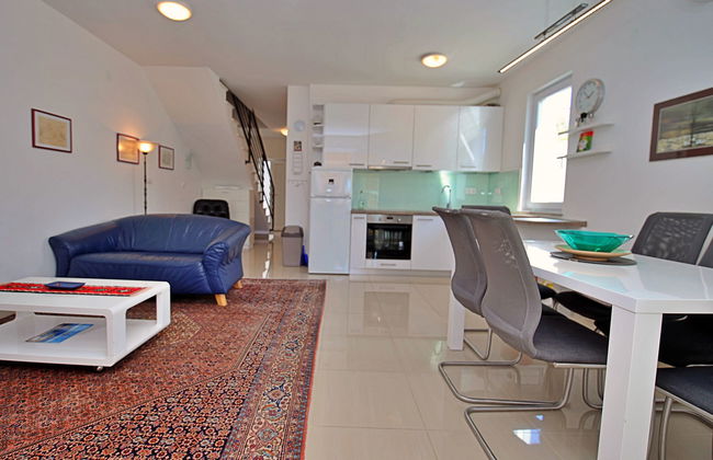 Casa de 5 quartos em Rogoznica com terraço - Foto 8