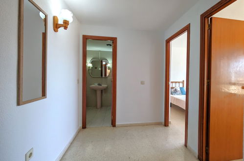 Foto 14 - Appartamento con 2 camere da letto a Benidorm con piscina e vista mare