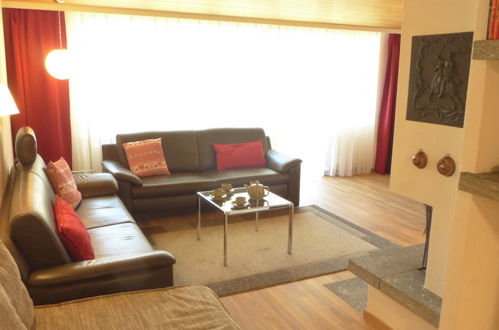 Foto 8 - Apartment mit 2 Schlafzimmern in Zermatt mit blick auf die berge