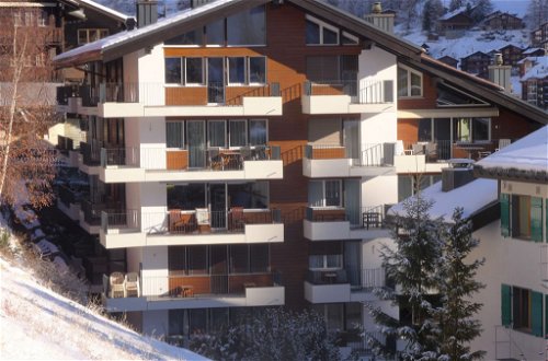 Foto 20 - Appartamento con 2 camere da letto a Zermatt con vista sulle montagne