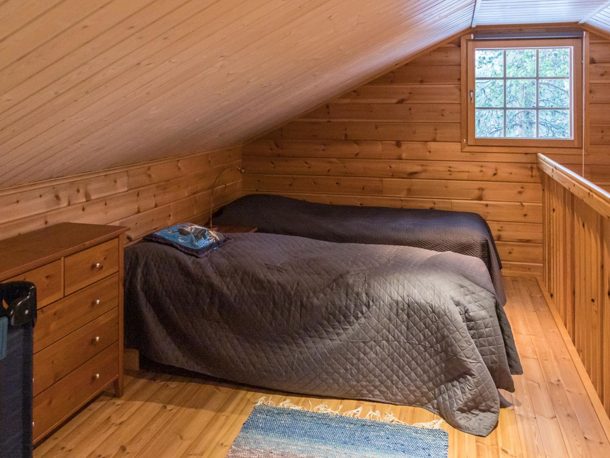 Foto 12 - Haus mit 1 Schlafzimmer in Kolari mit sauna und blick auf die berge