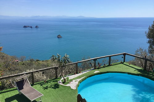 Photo 1 - Maison de 3 chambres à Massa Lubrense avec piscine privée et vues à la mer