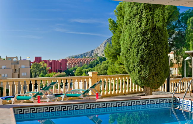 Apartamento de 4 quartos em Calp com piscina privada e jardim - Foto 2