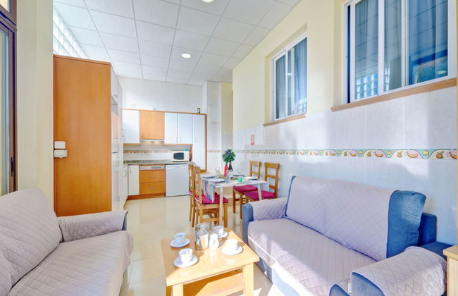 Apartamento de 4 quartos em Calp com piscina privada e jardim - Foto 14