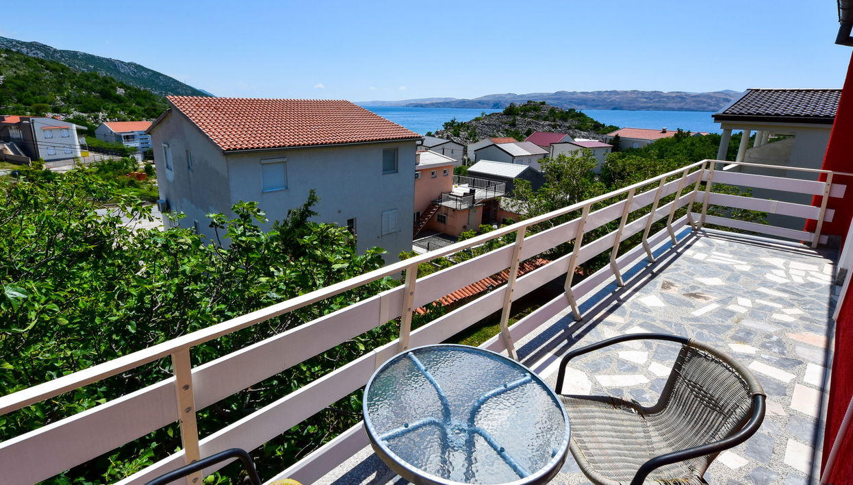 Apartment mit 2 Schlafzimmern in Karlobag mit terrasse - Foto 1