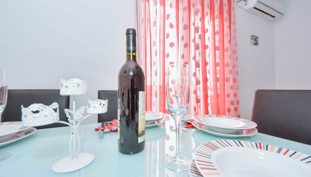 Apartment mit 2 Schlafzimmern in Karlobag mit terrasse - Foto 3