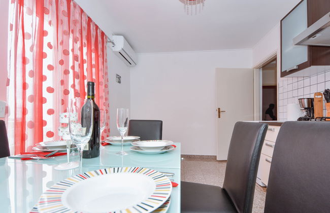 2 bedroom Apartment in Karlobag with terrace - Photo 5