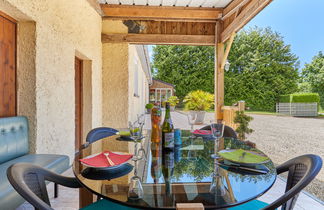 Photo 2 - Maison de 4 chambres à Le Mesnil avec jardin et terrasse