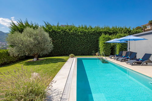 Photo 10 - Maison de 4 chambres à Rijeka avec piscine privée et jardin