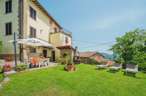 Foto 35 - Casa con 3 camere da letto a Pescaglia con piscina privata e giardino