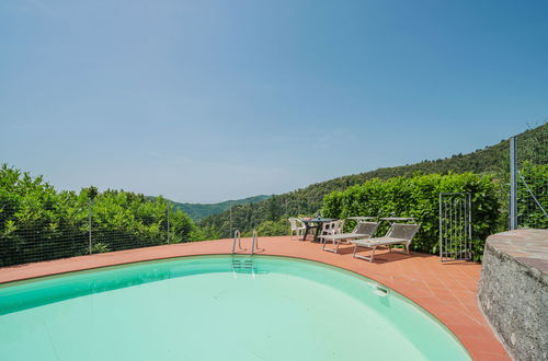 Foto 3 - Casa con 3 camere da letto a Pescaglia con piscina privata e giardino