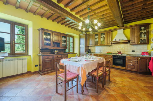 Photo 9 - 3 bedroom House in Pescaglia with private pool and garden