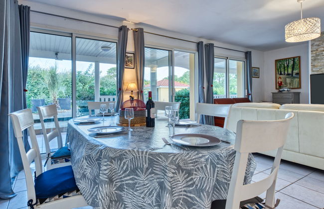 Casa de 4 quartos em Lacanau com piscina privada e jardim - Foto 8