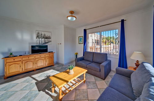 Foto 10 - Appartamento con 2 camere da letto a Calp con piscina e vista mare