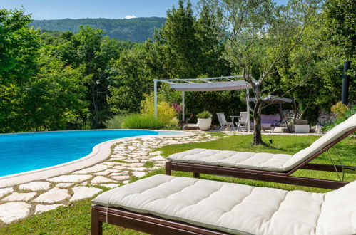 Foto 14 - Casa con 2 camere da letto a Mošćenička Draga con piscina privata e vista mare