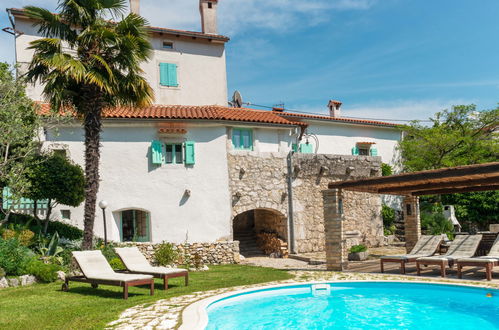 Foto 25 - Casa con 2 camere da letto a Mošćenička Draga con piscina privata e giardino