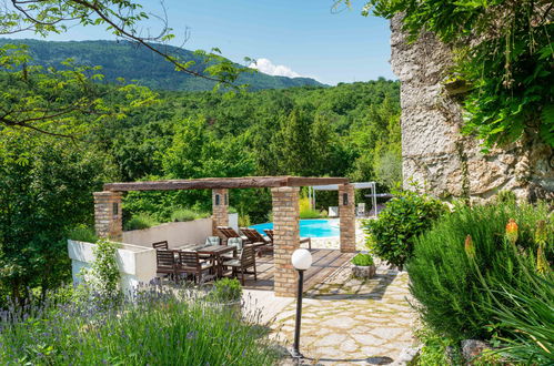 Photo 2 - Maison de 2 chambres à Mošćenička Draga avec piscine privée et vues à la mer