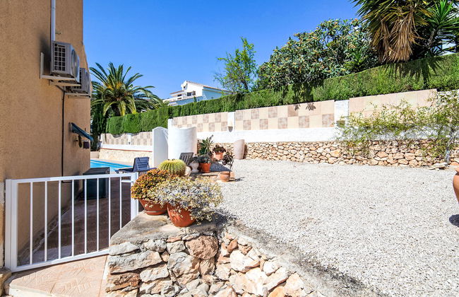 Casa de 5 quartos em Calp com piscina privada e jardim - Foto 25