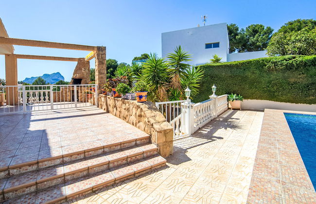 Casa de 5 quartos em Calp com piscina privada e jardim - Foto 19